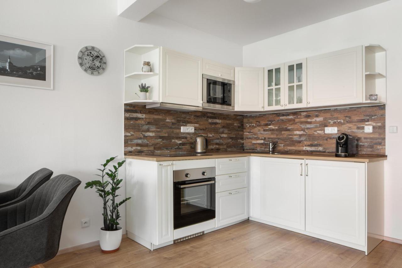 Rezidence Konevova, Mikulov Apartamento Exterior foto
