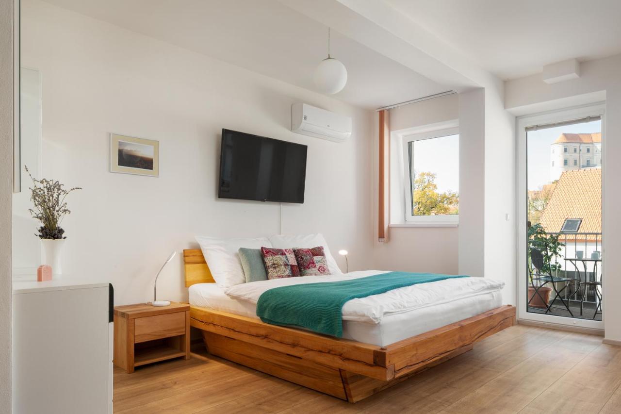 Rezidence Konevova, Mikulov Apartamento Exterior foto